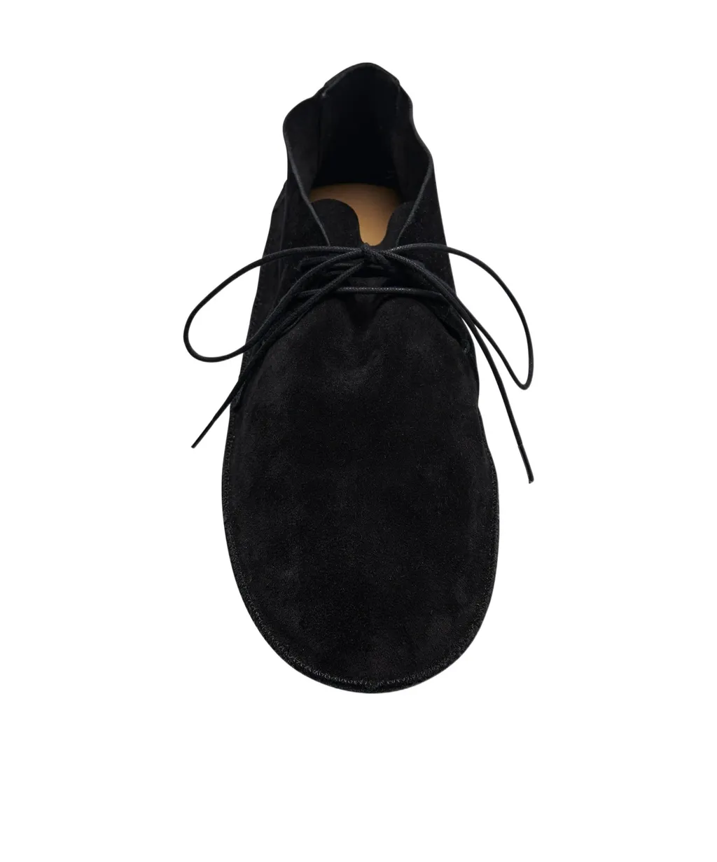Lacing Casual Shoes