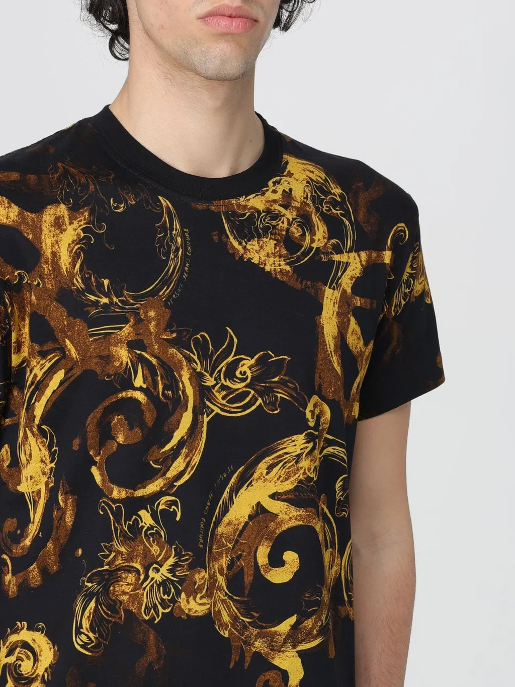 Short-Sleeved T-Shirt