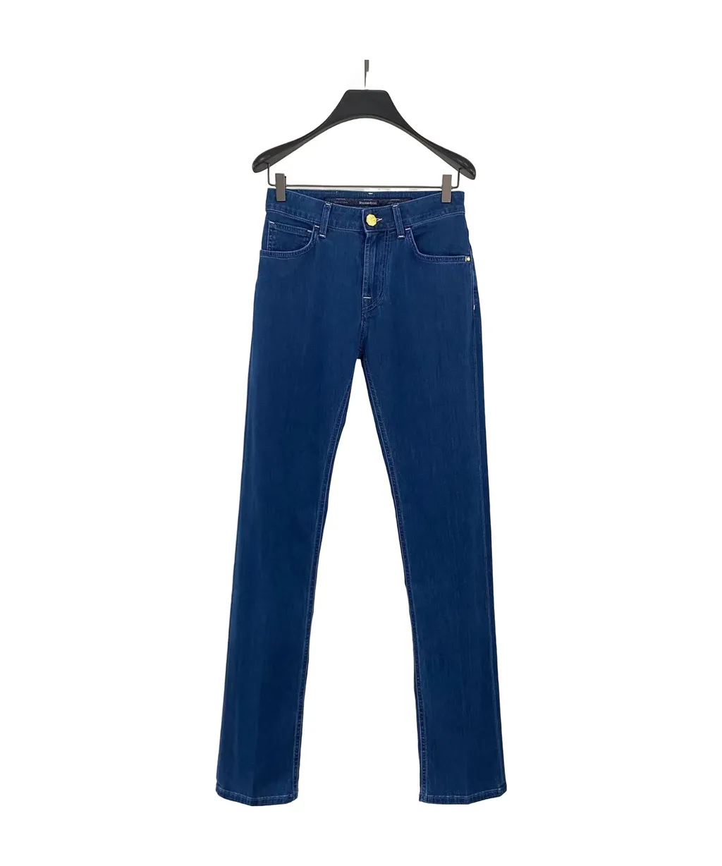 Belt-Loop Jeans