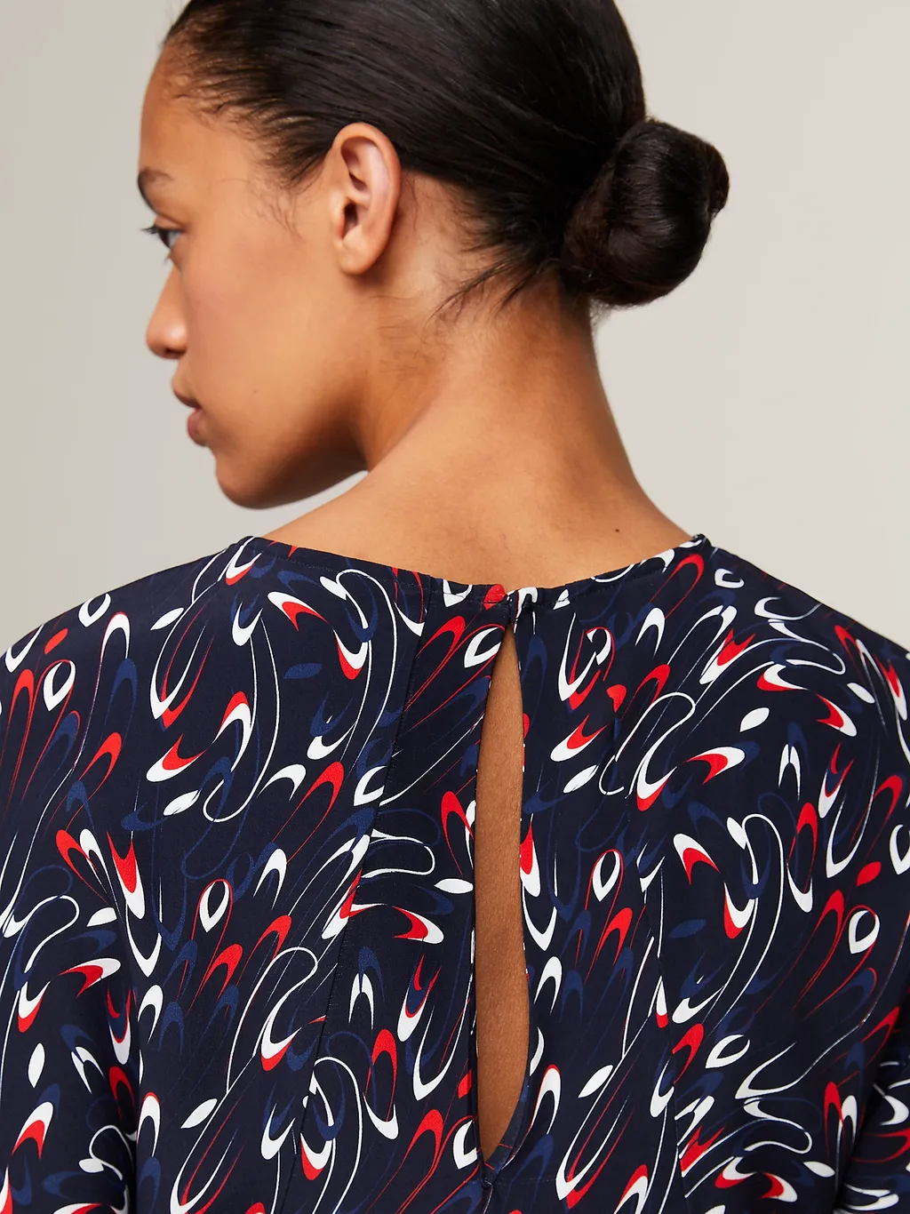 Round-Collar Short-Sleeve Dress