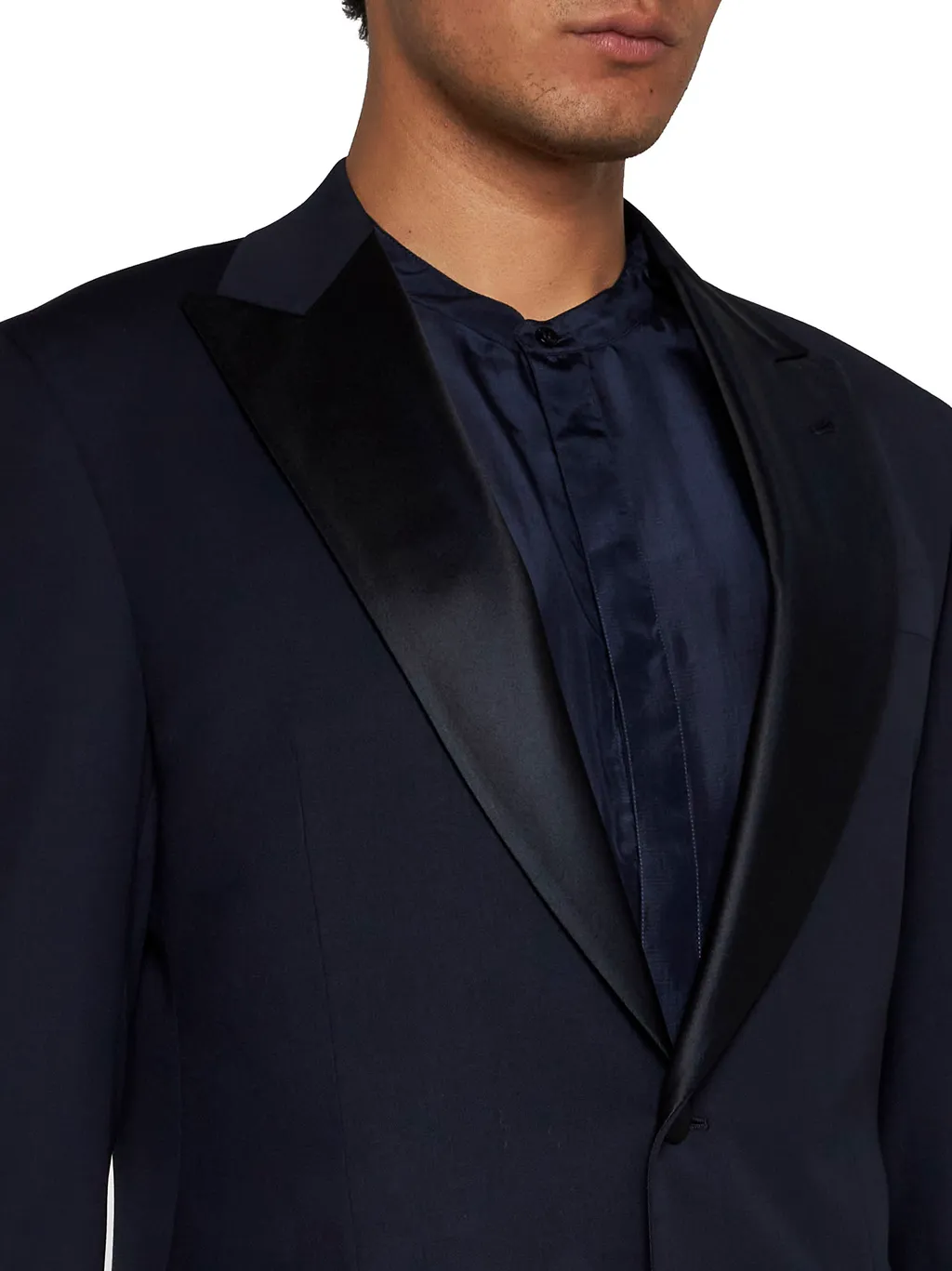 Giorgio Armani Single-Breasted Tailored Suit