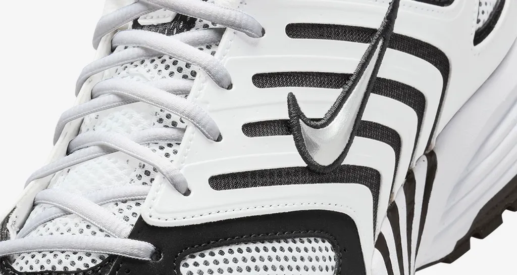 Air Pegasus Sneakers White / Black