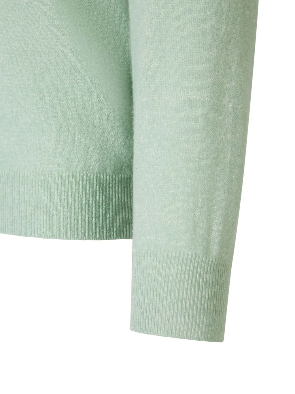Round-Neck Long-Sleeved Sweater