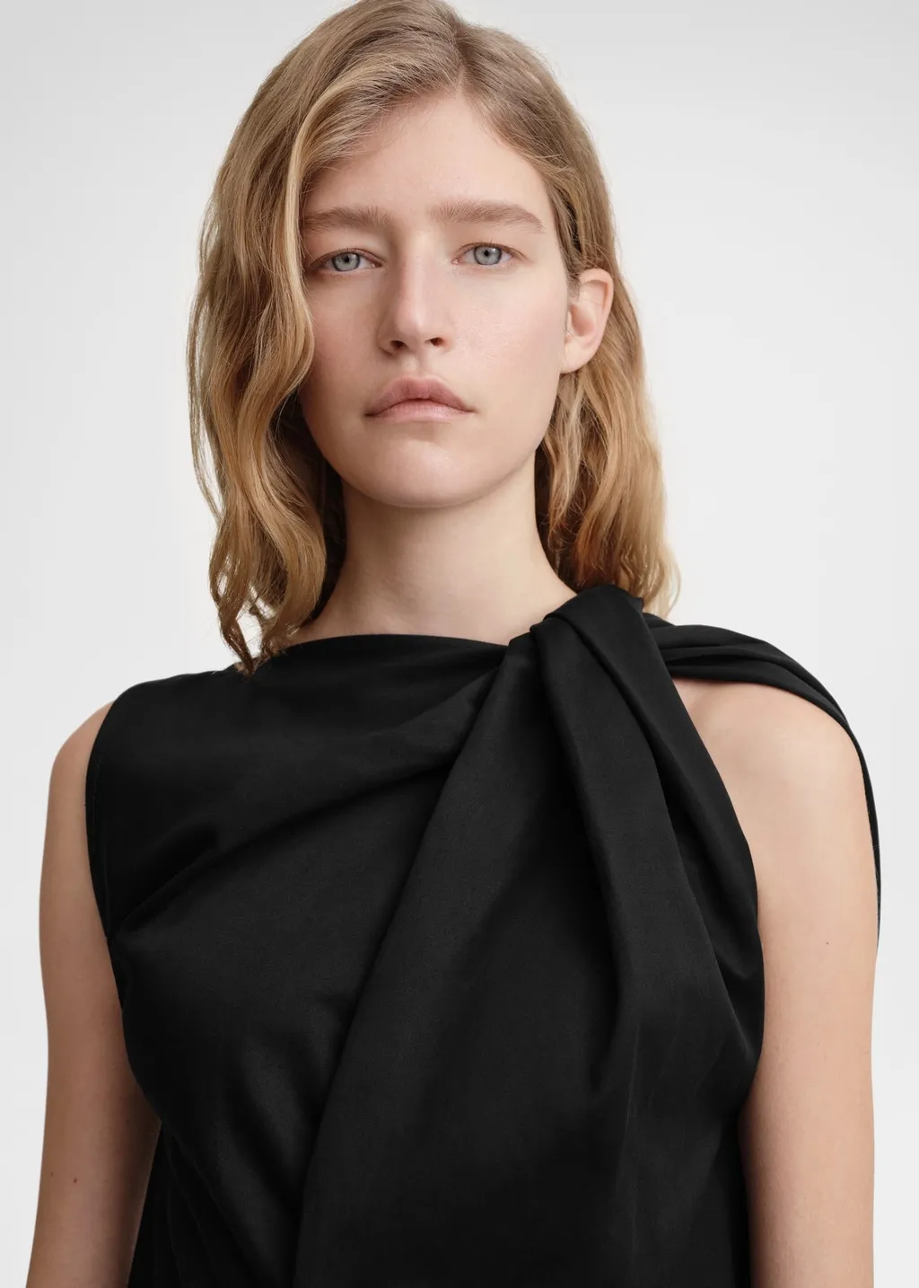 Shoulder-Twist Top