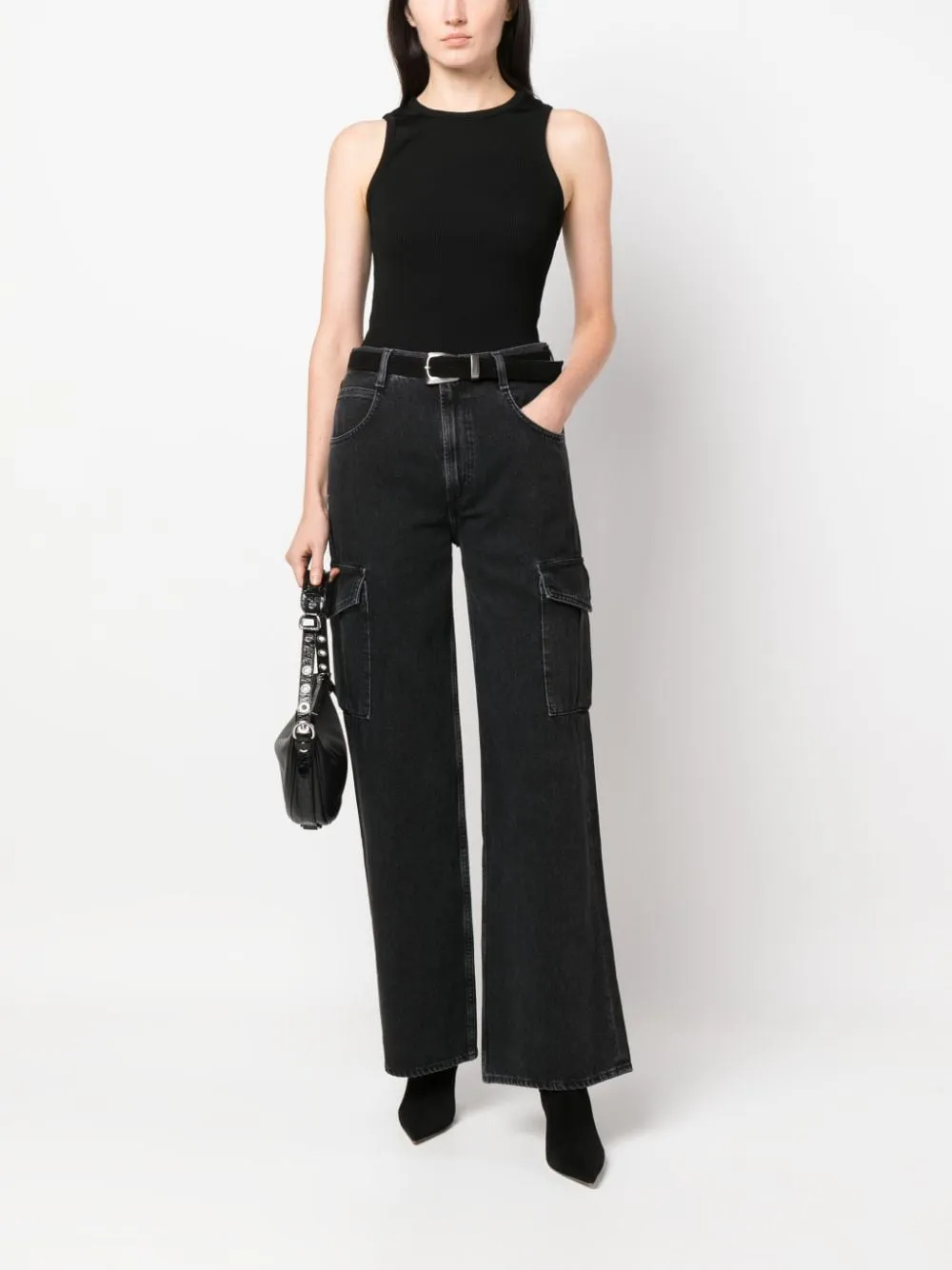 Wide-Leg Jeans