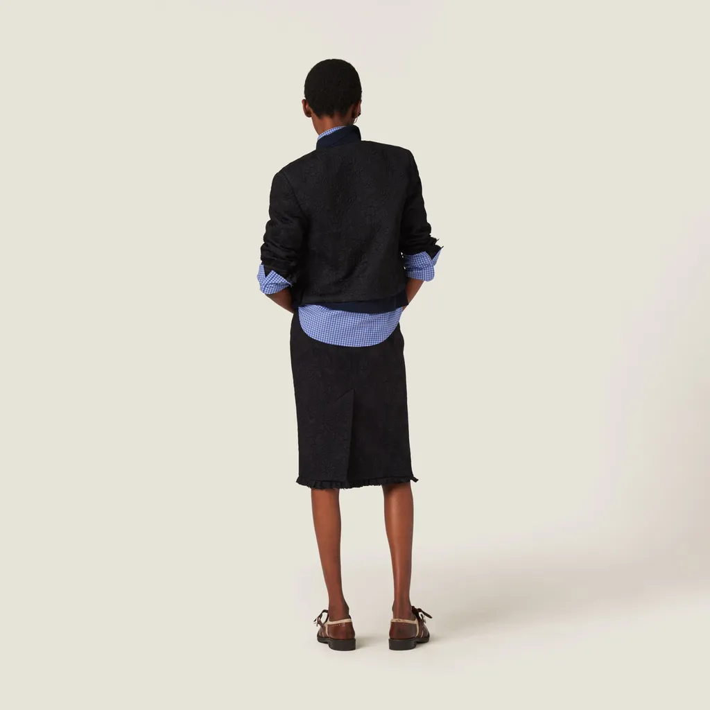 Single-Breasted Matelassé Effect Jacquard Jacket