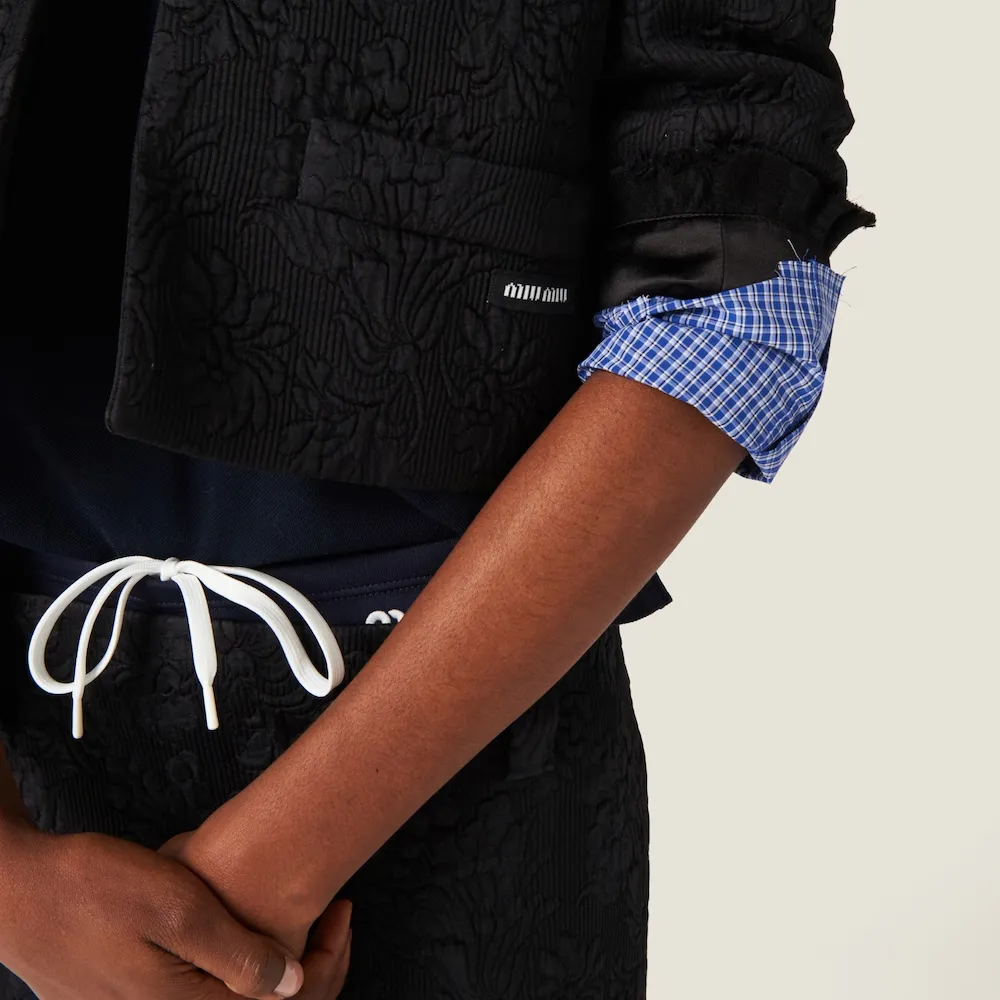 Single-Breasted Matelassé Effect Jacquard Jacket