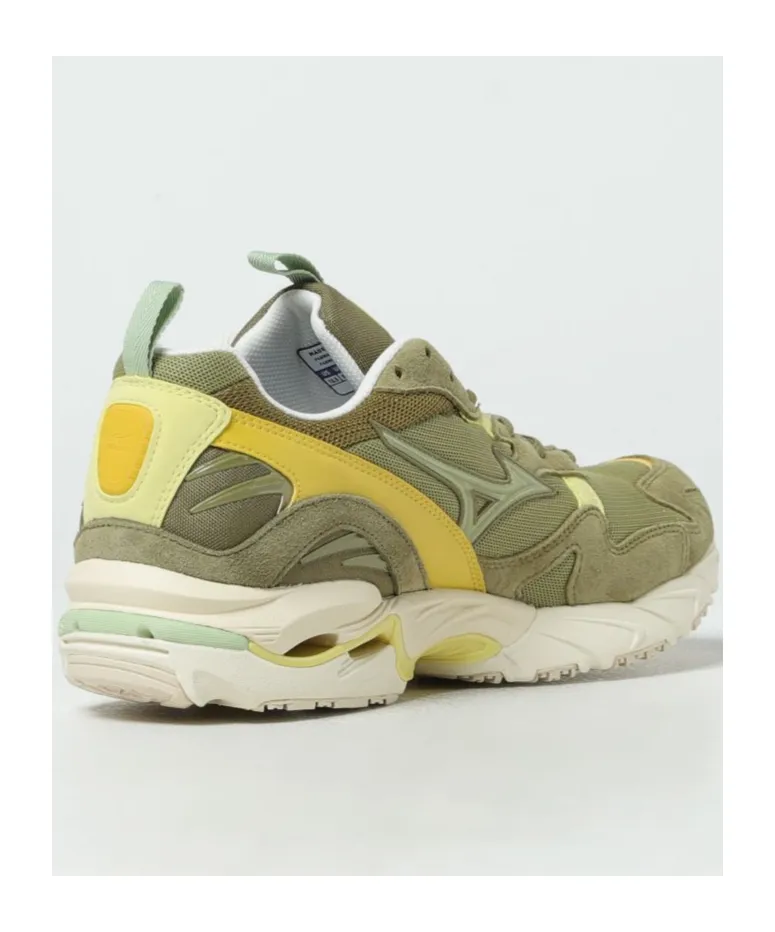 Wave Rider 10 Sneakers