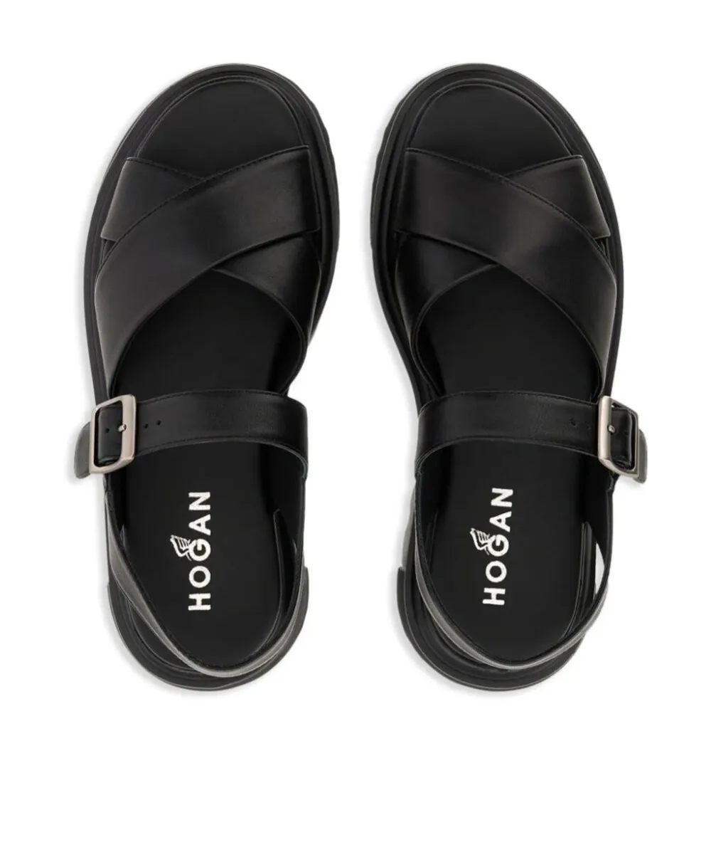 Crossover-Straps Flat Sandals