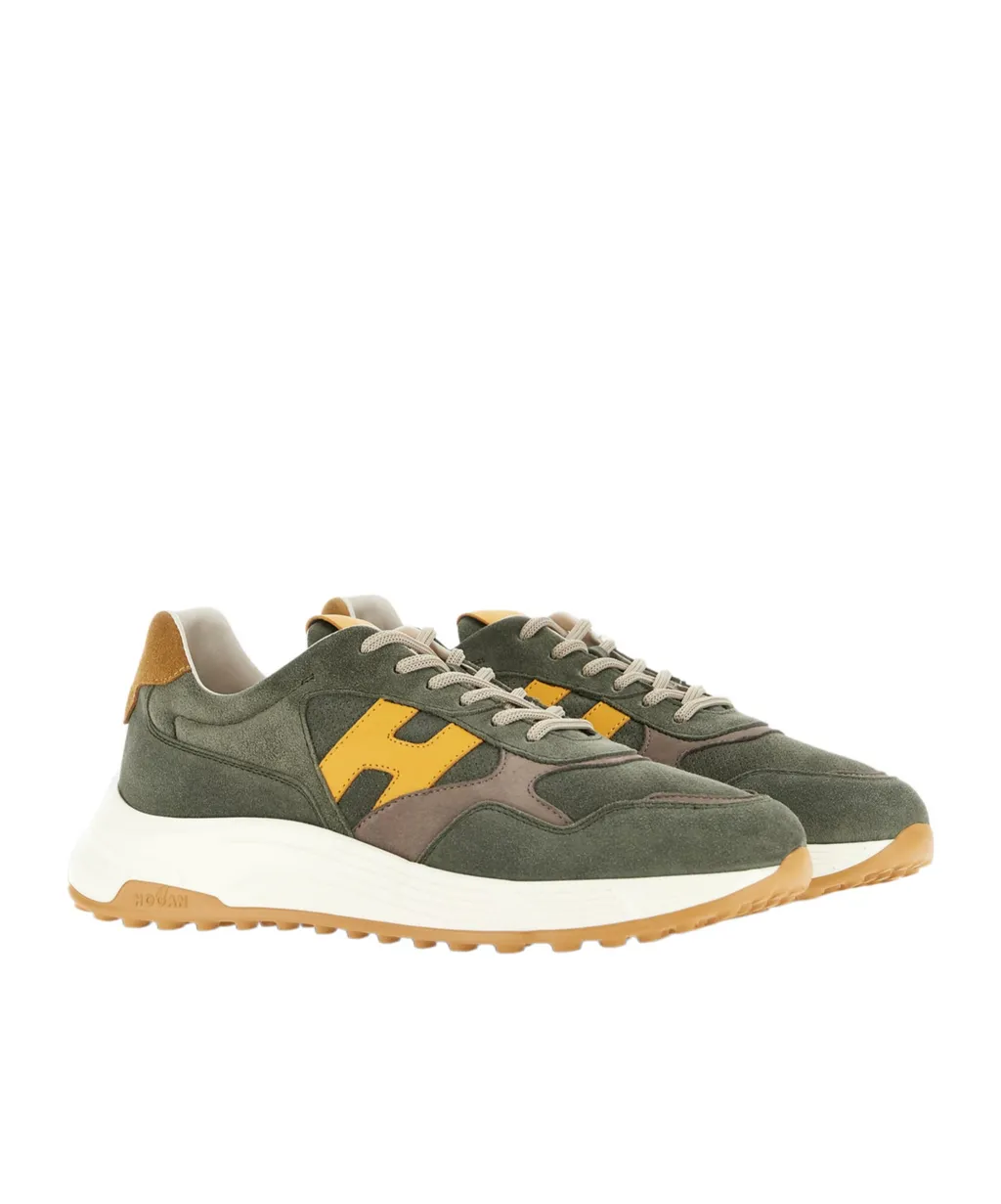 Hyperlight Lace-Up Sneakers