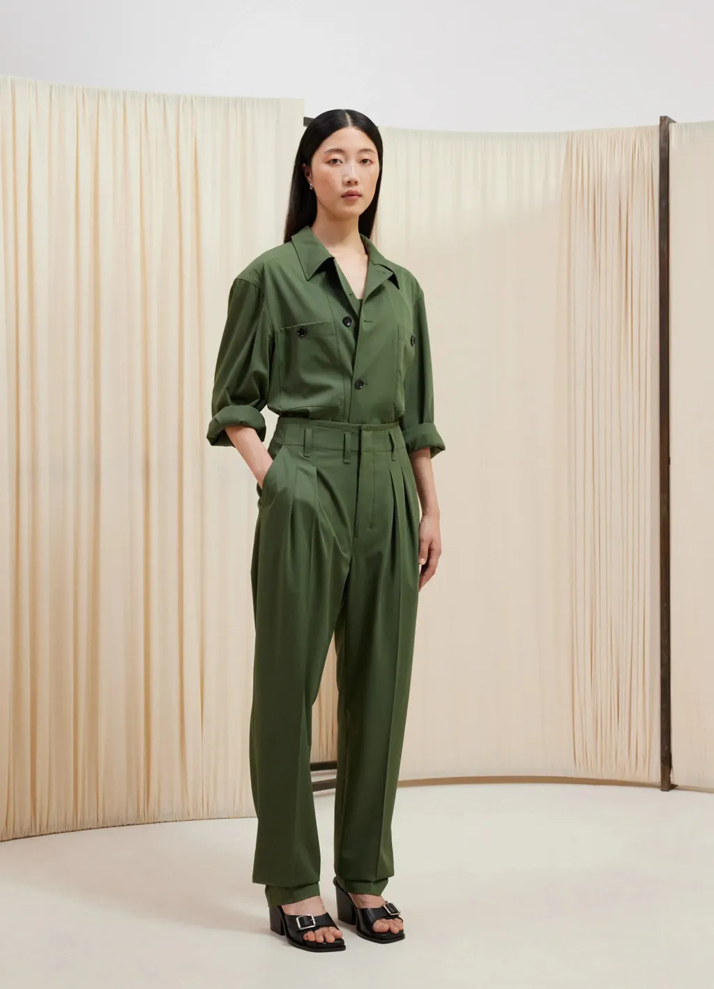 Lemaire Pleated Tapered Leg Trousers