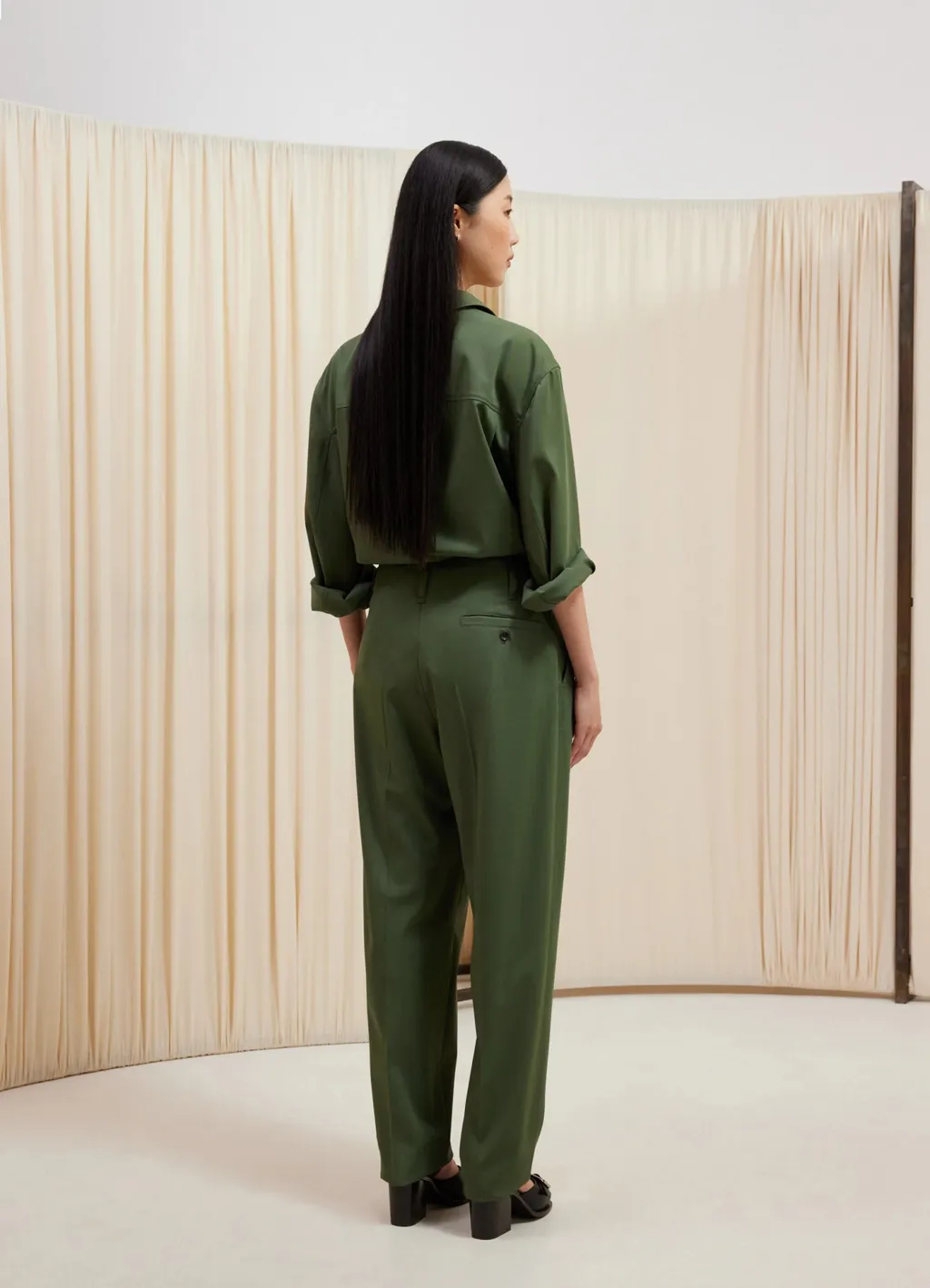 Lemaire Pleated Tapered Leg Trousers