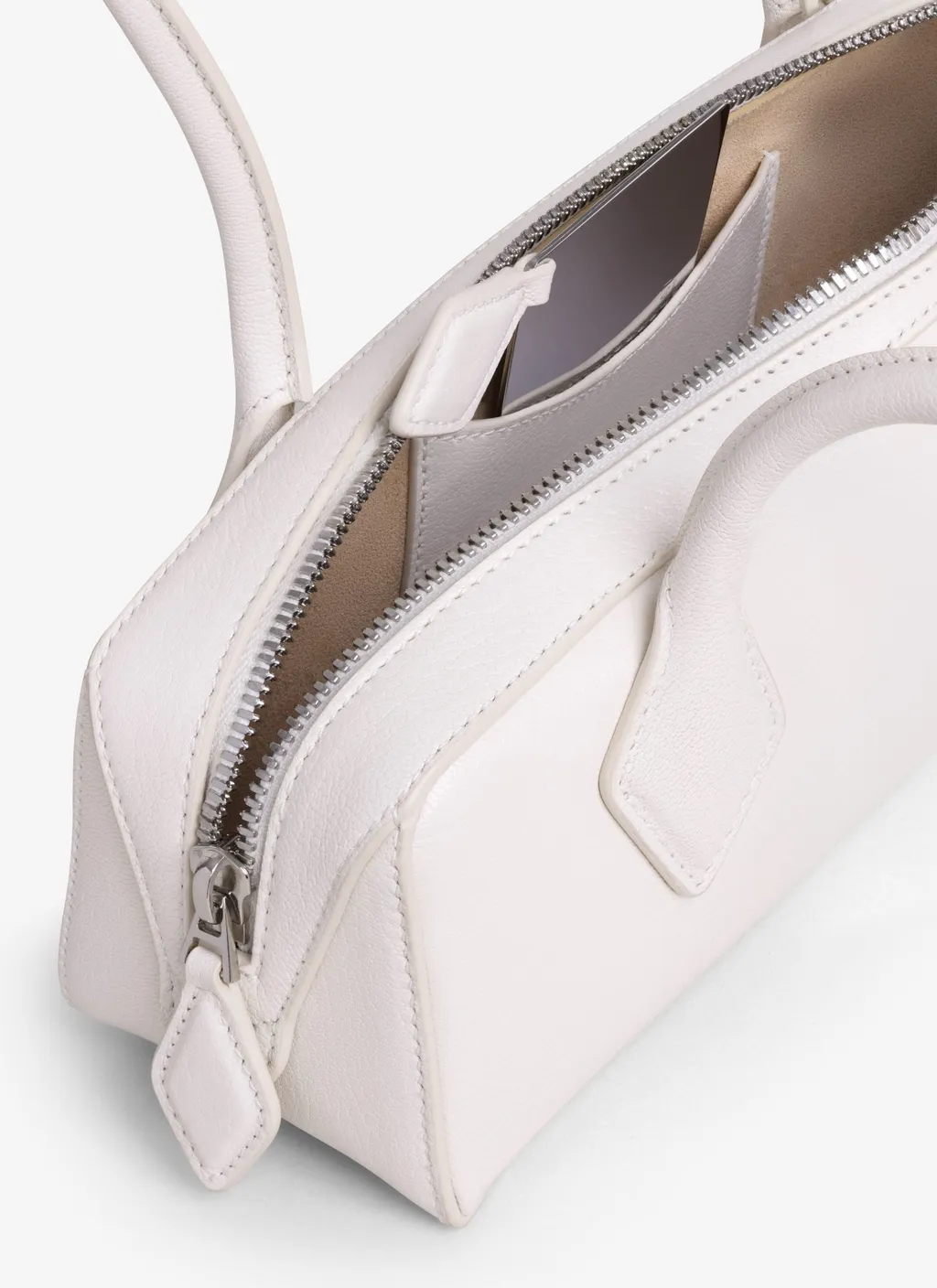 AlaÏA Le Teckel Small Shoulder Bag
