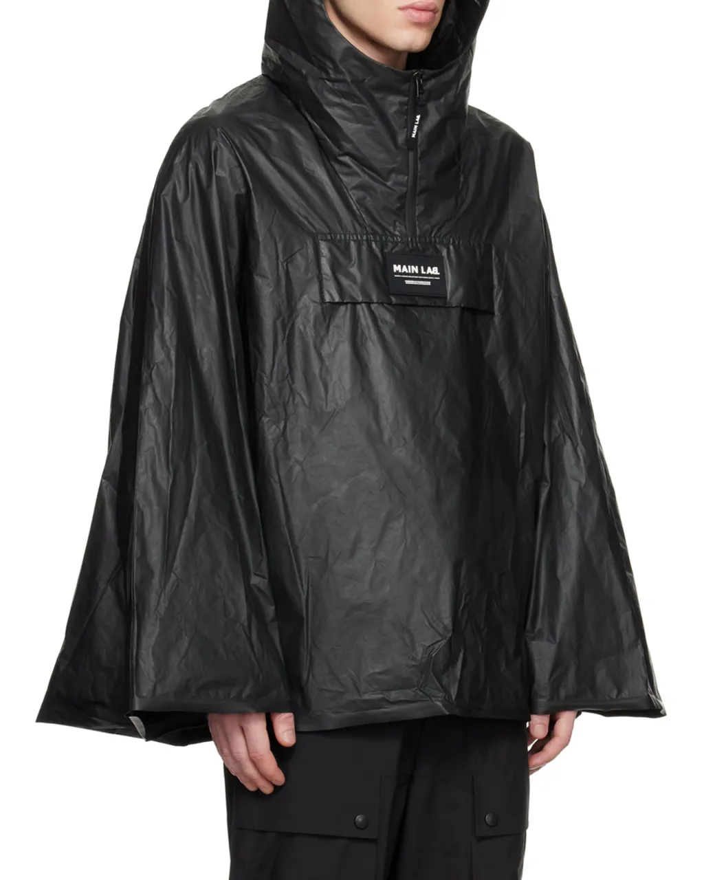 Balmain Main Lab Cape