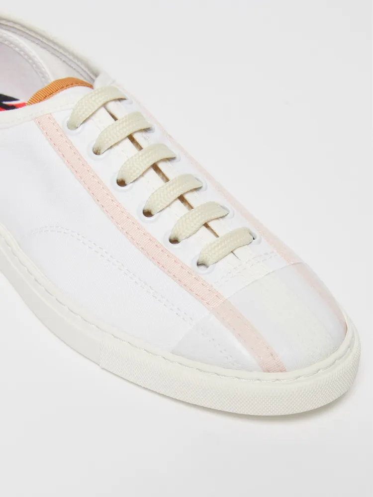 Front Strapped Low-Top Casual Shoes