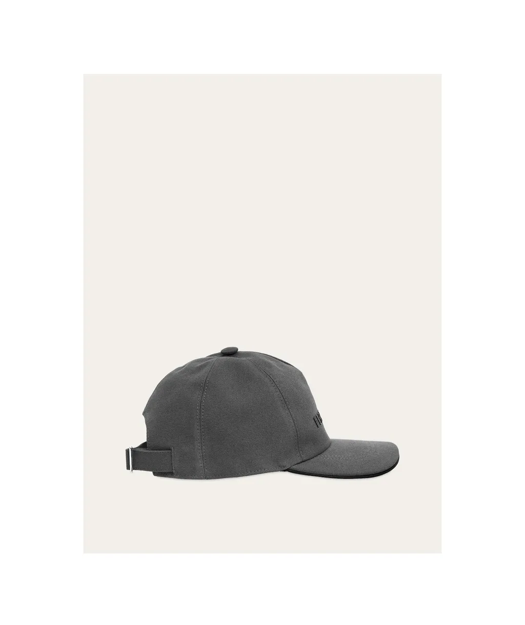 Logo Hat