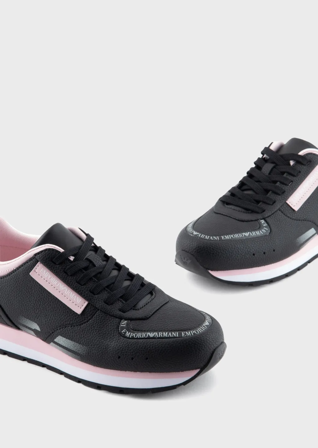 Tie Low-Top Casual Sneakers