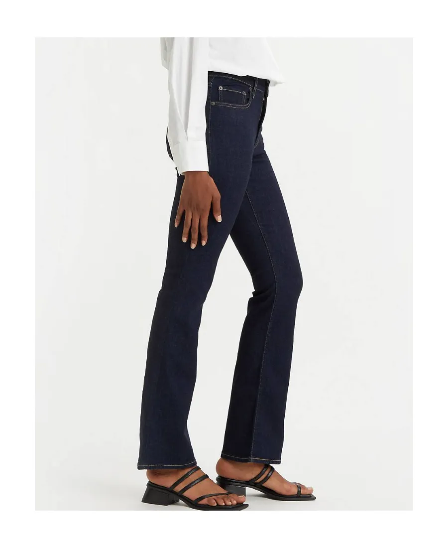 Belt-Loop Jeans