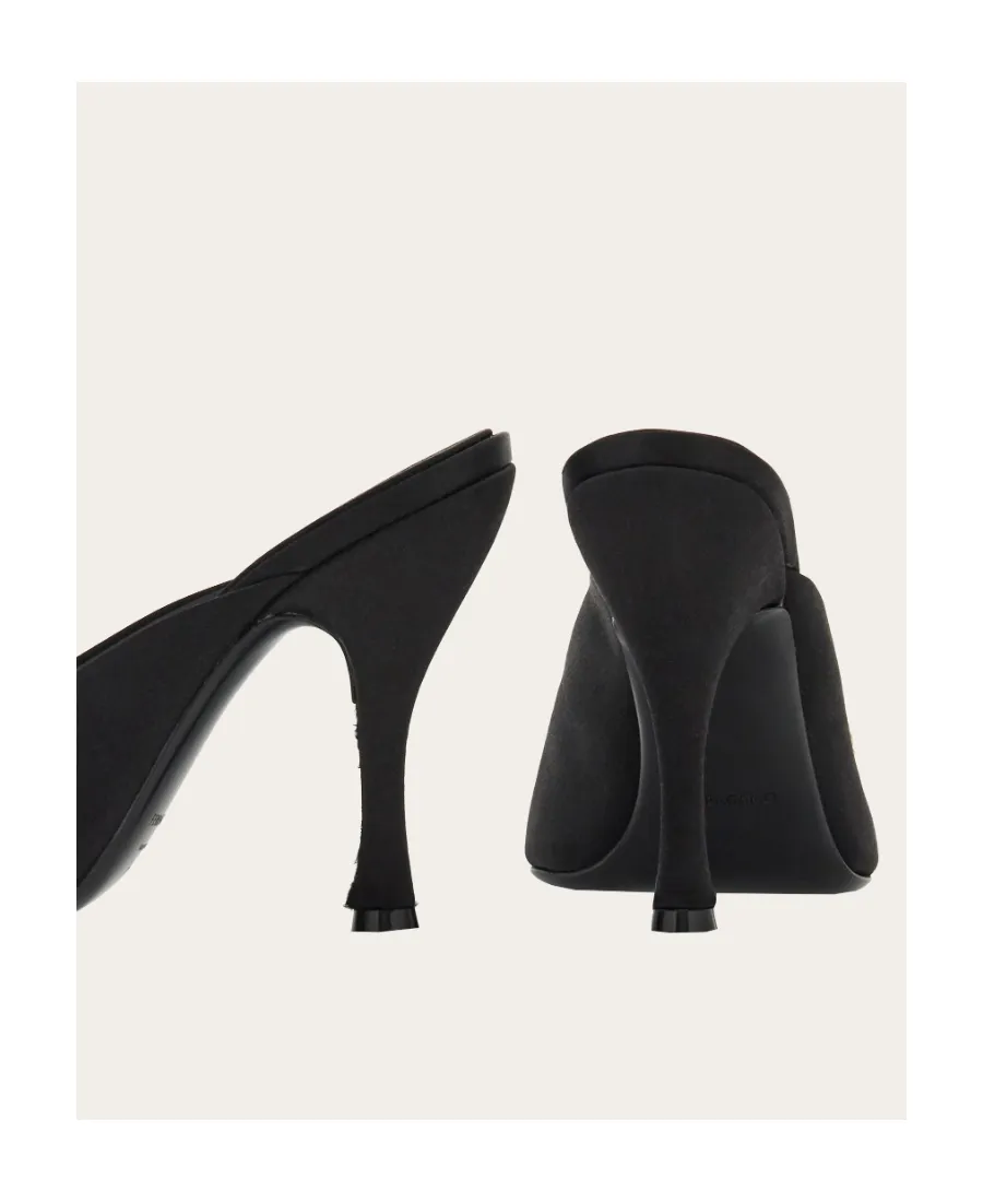 Salvatore Ferragamo Embellished Bow-Detailed Slip-On Mules