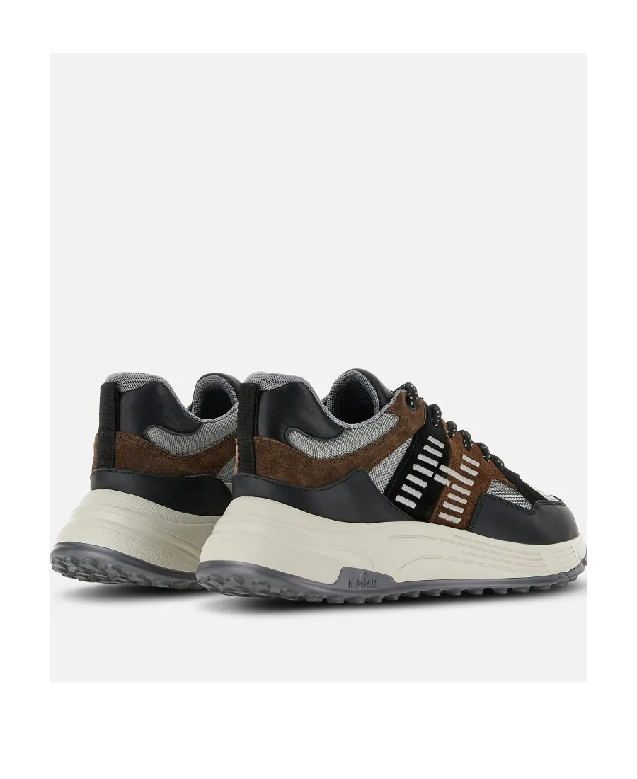 Hyperlight Lace-Up Sneakers