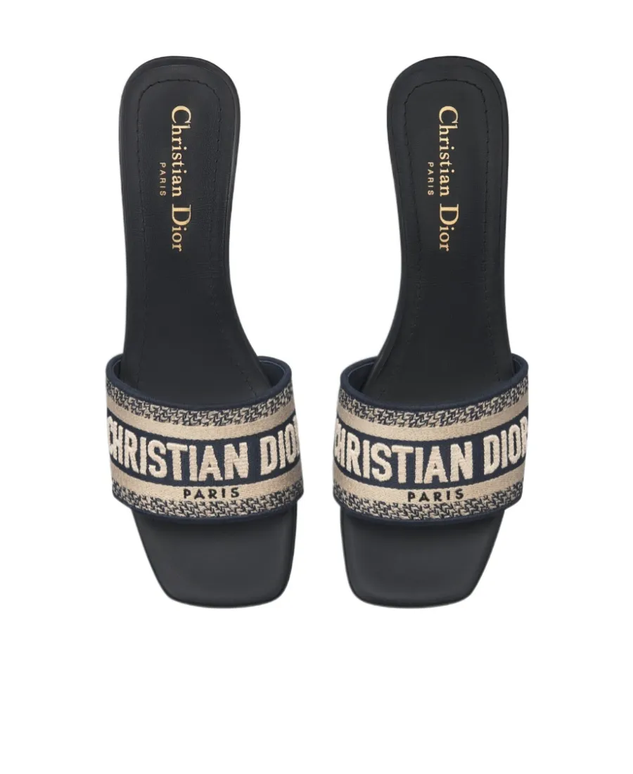 Dway Heeled Slide