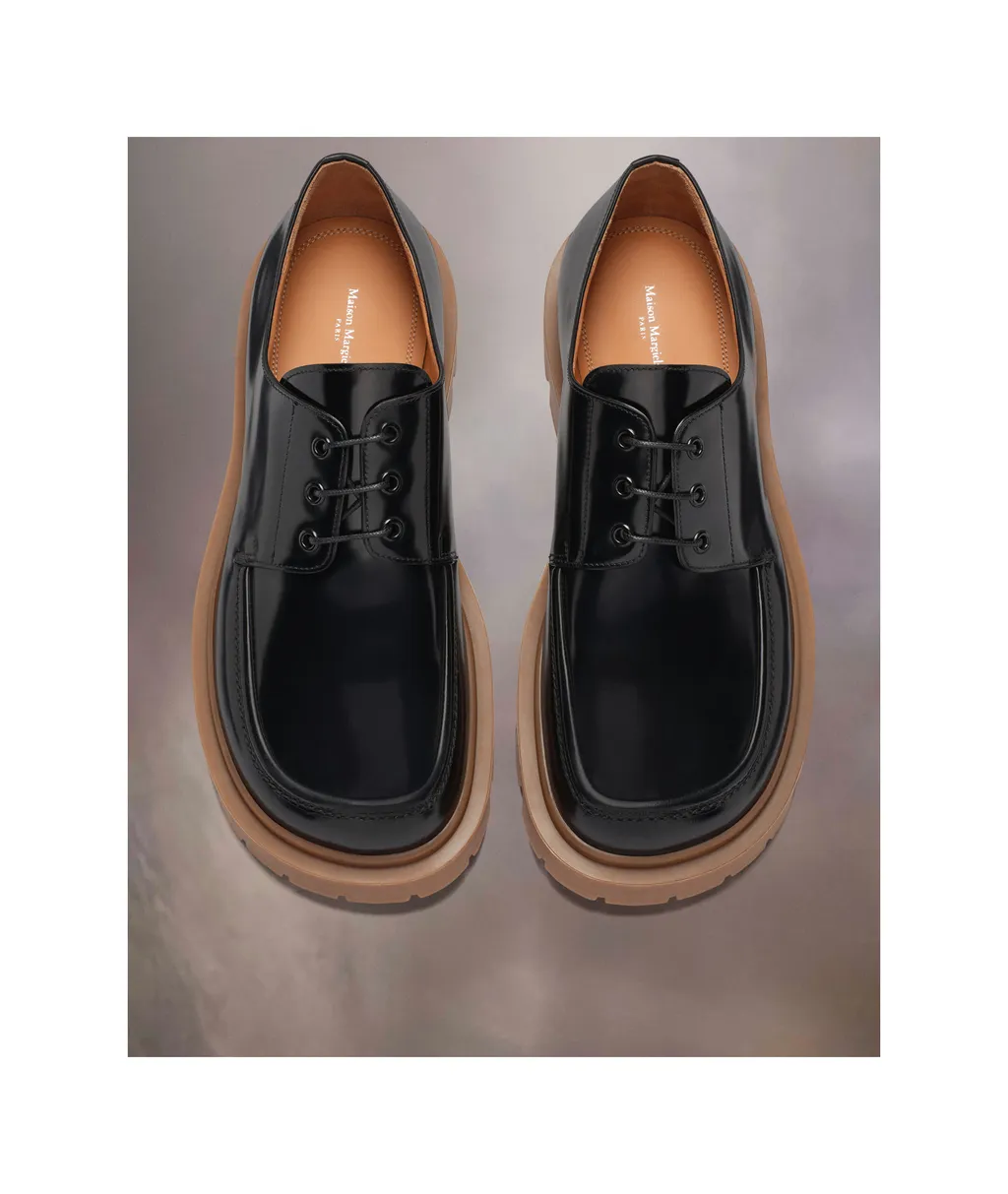 Ivy Lace-Up