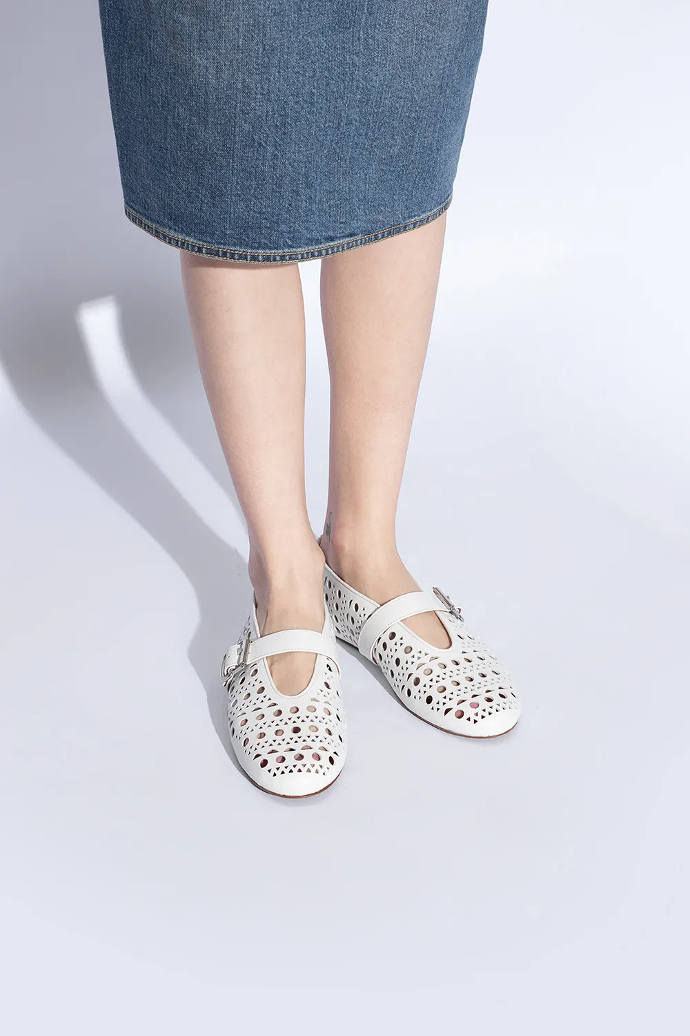 AlaÏA Cut-Out Buckle Detailed Ballet Flats