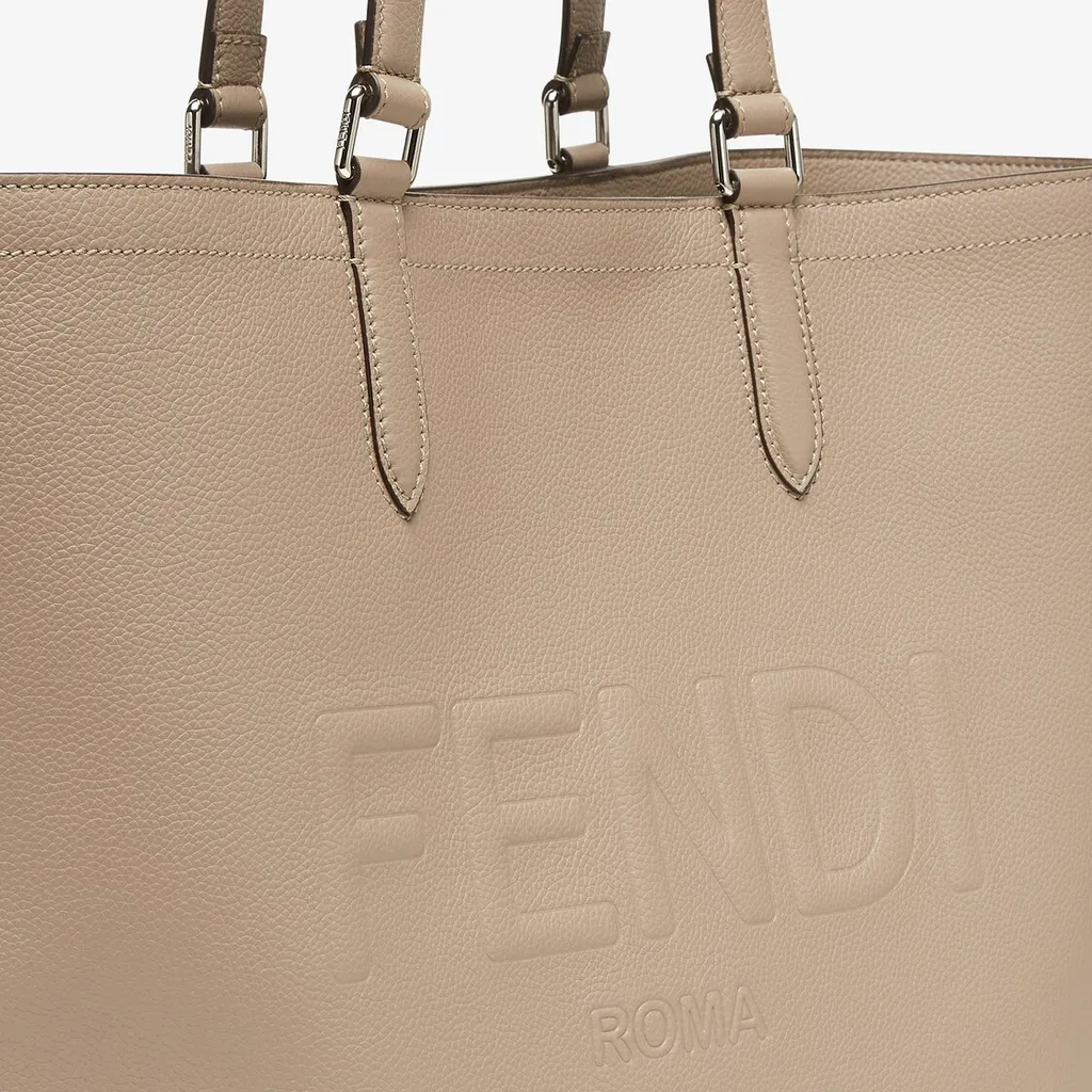 Fendi Roma Logo Embossed Shopper Bag