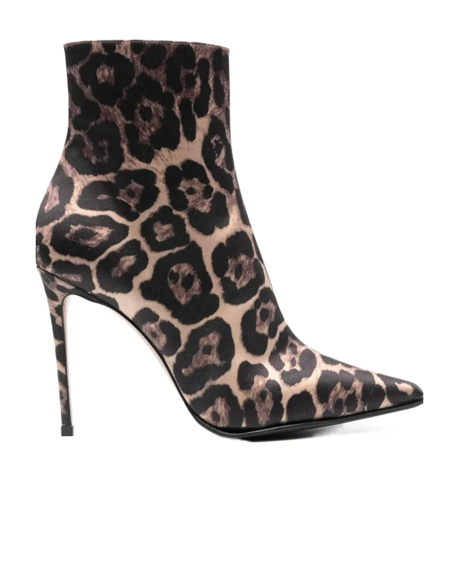 Pointed Short Boots