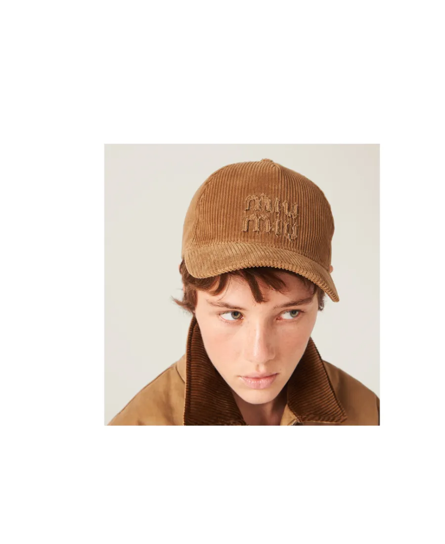 Miu Miu Logo-Appliqué Curved Peak Baseball Cap