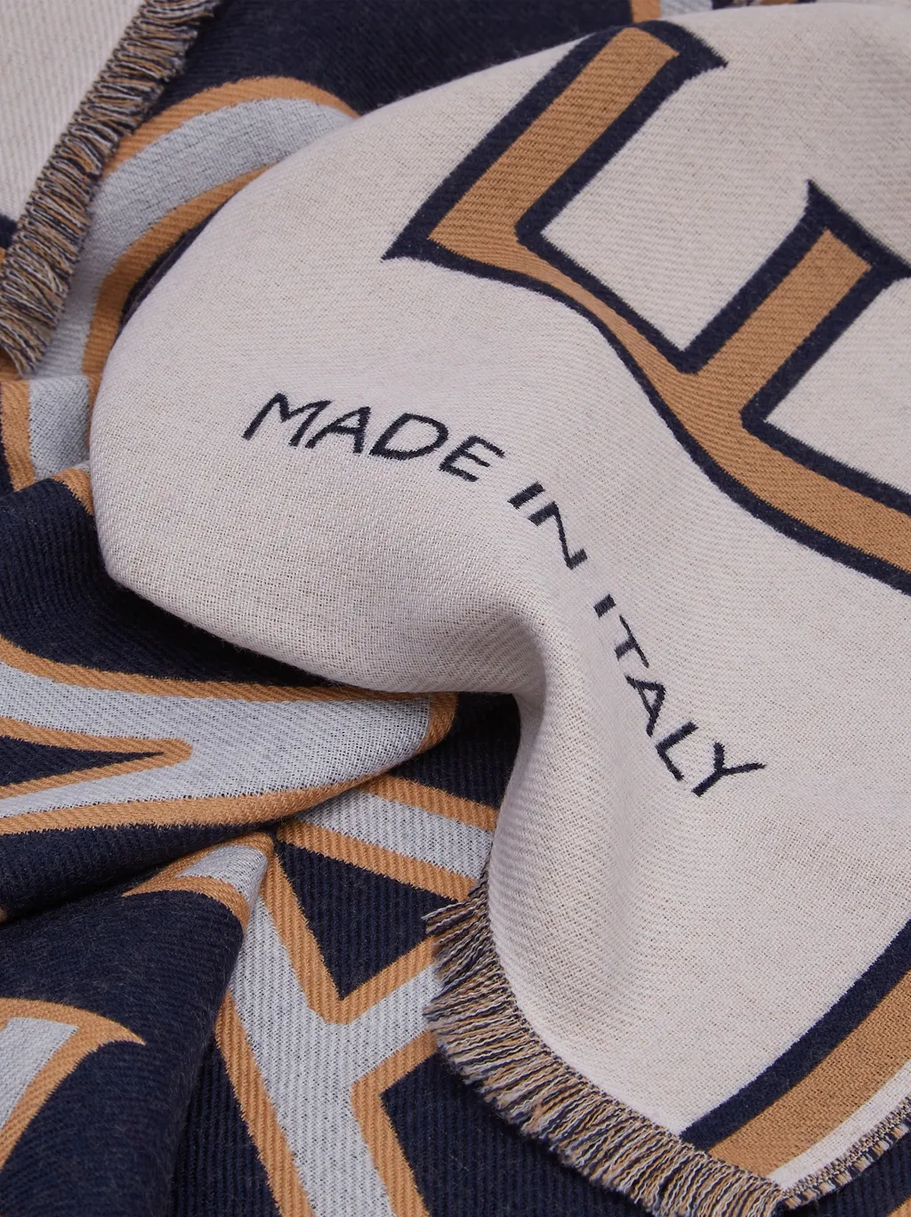 Logo Scarf