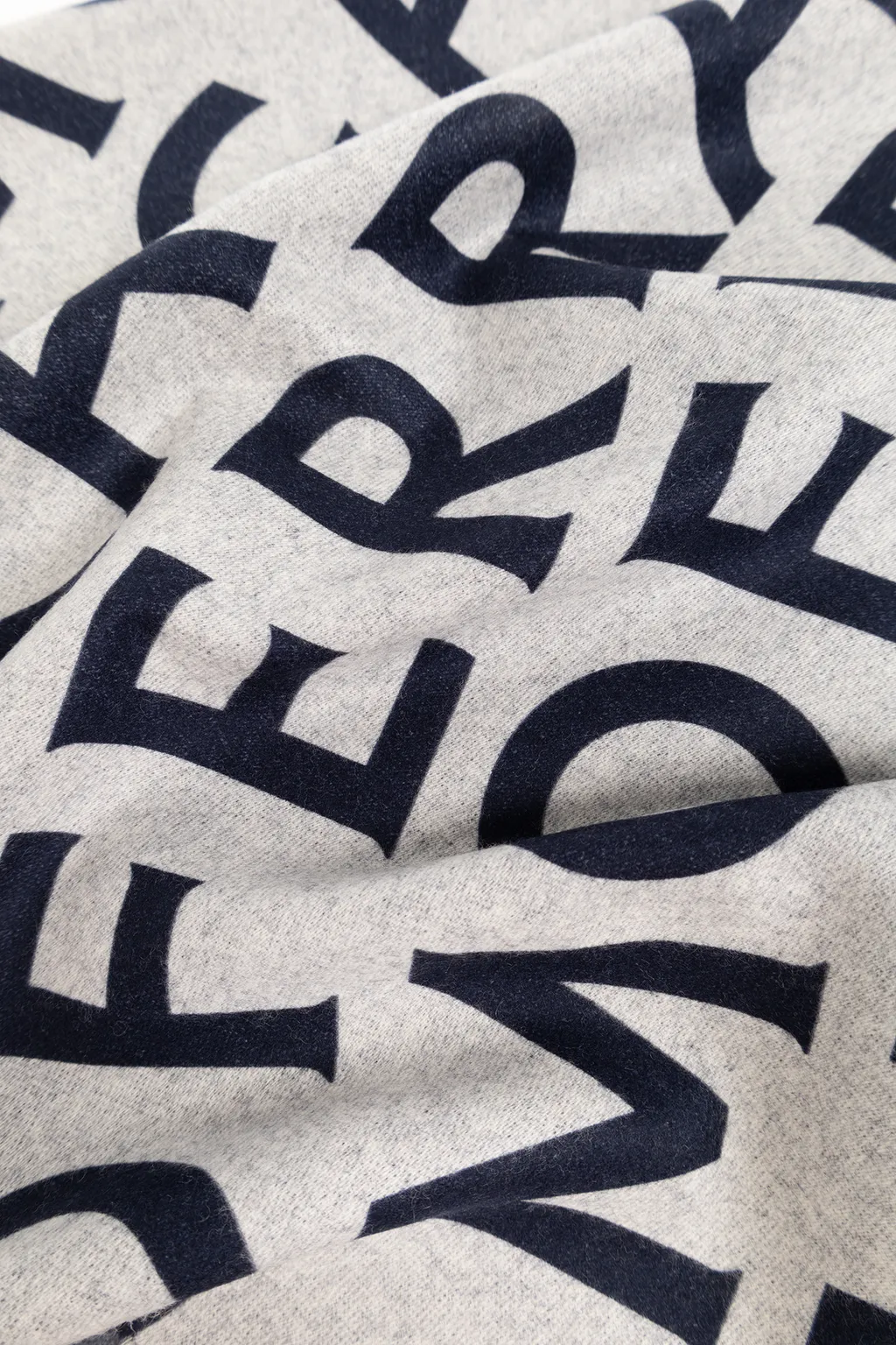 Logo Scarf
