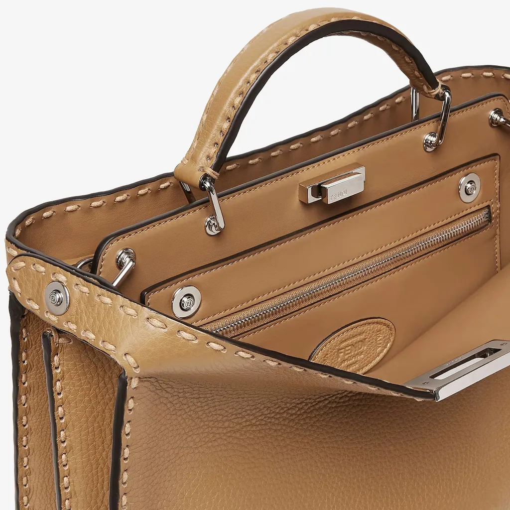 Fendi Peekaboo Iseeu Medium Selleria Tote Bag