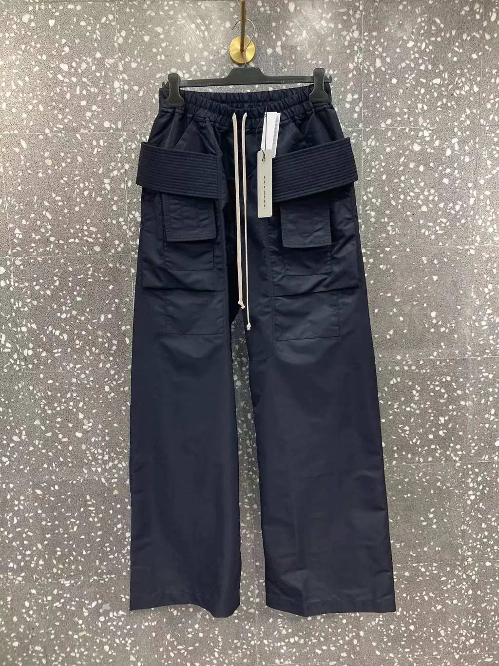 Elasticated-Waistband Straight-Leg Trousers