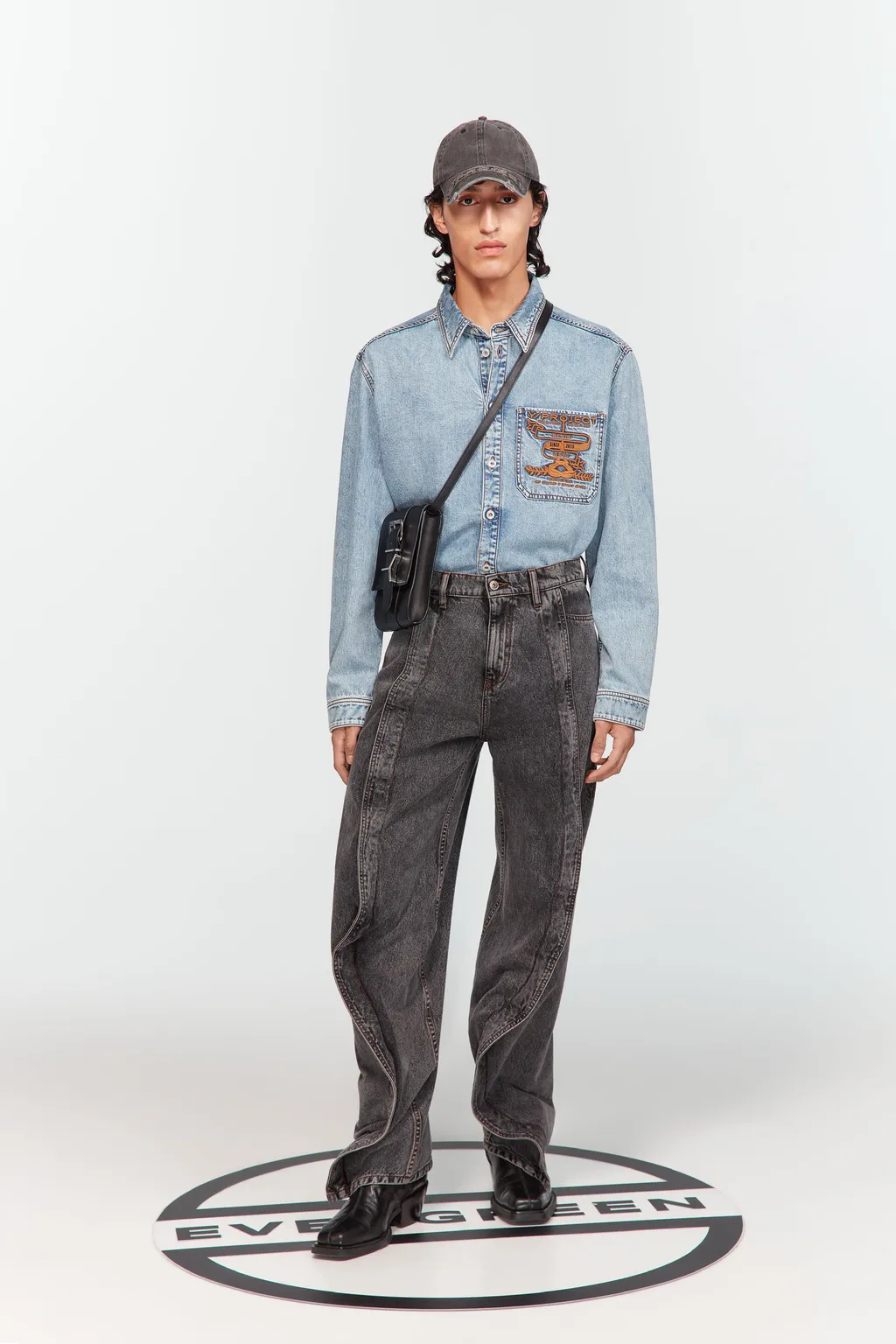 Draped Low-Rise Wide-Leg Jeans