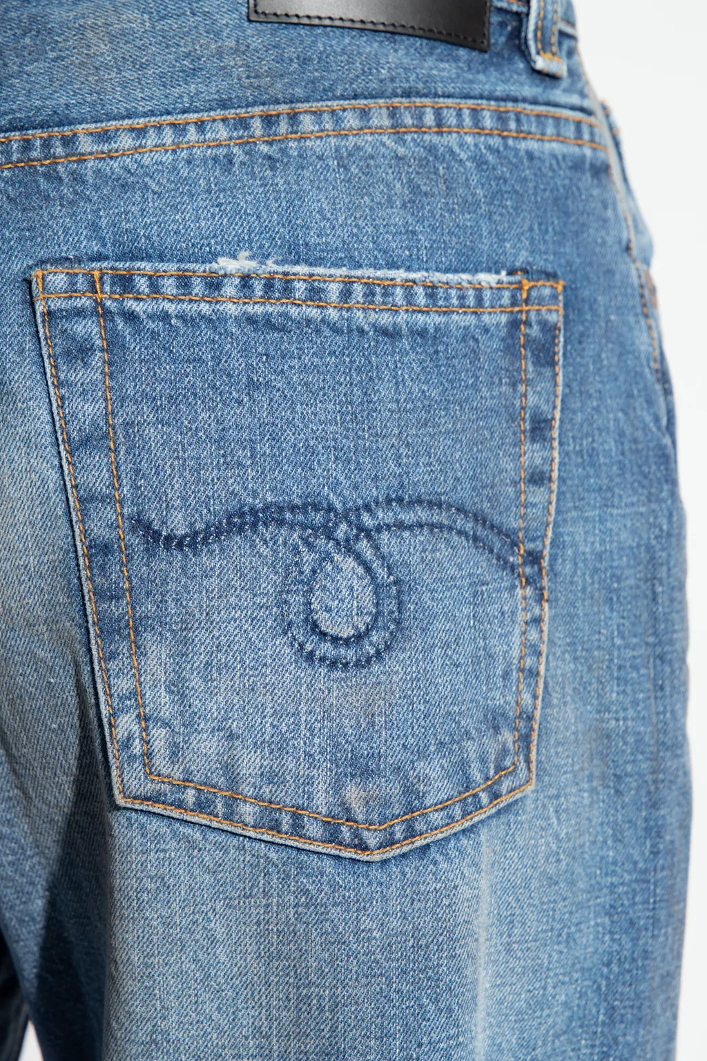 Mid-Rise Straight-Leg Jeans