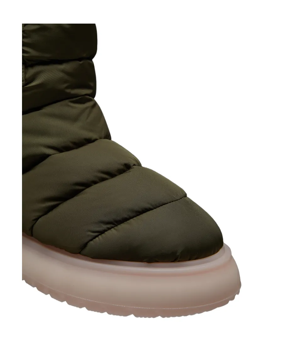 Moncler Logo Patch Puffer Boots