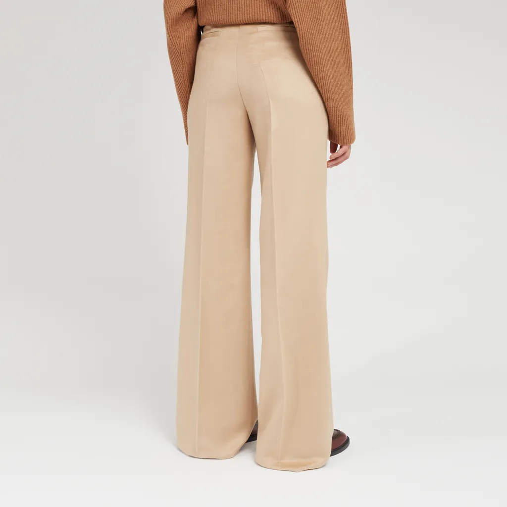 Horn Casual Pants
