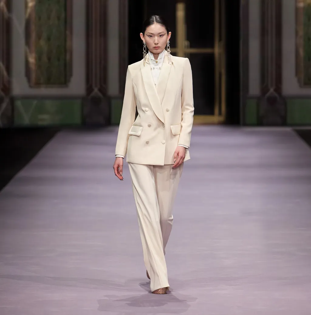 Elisabetta Franchi Double Breasted Buttoned Blazer