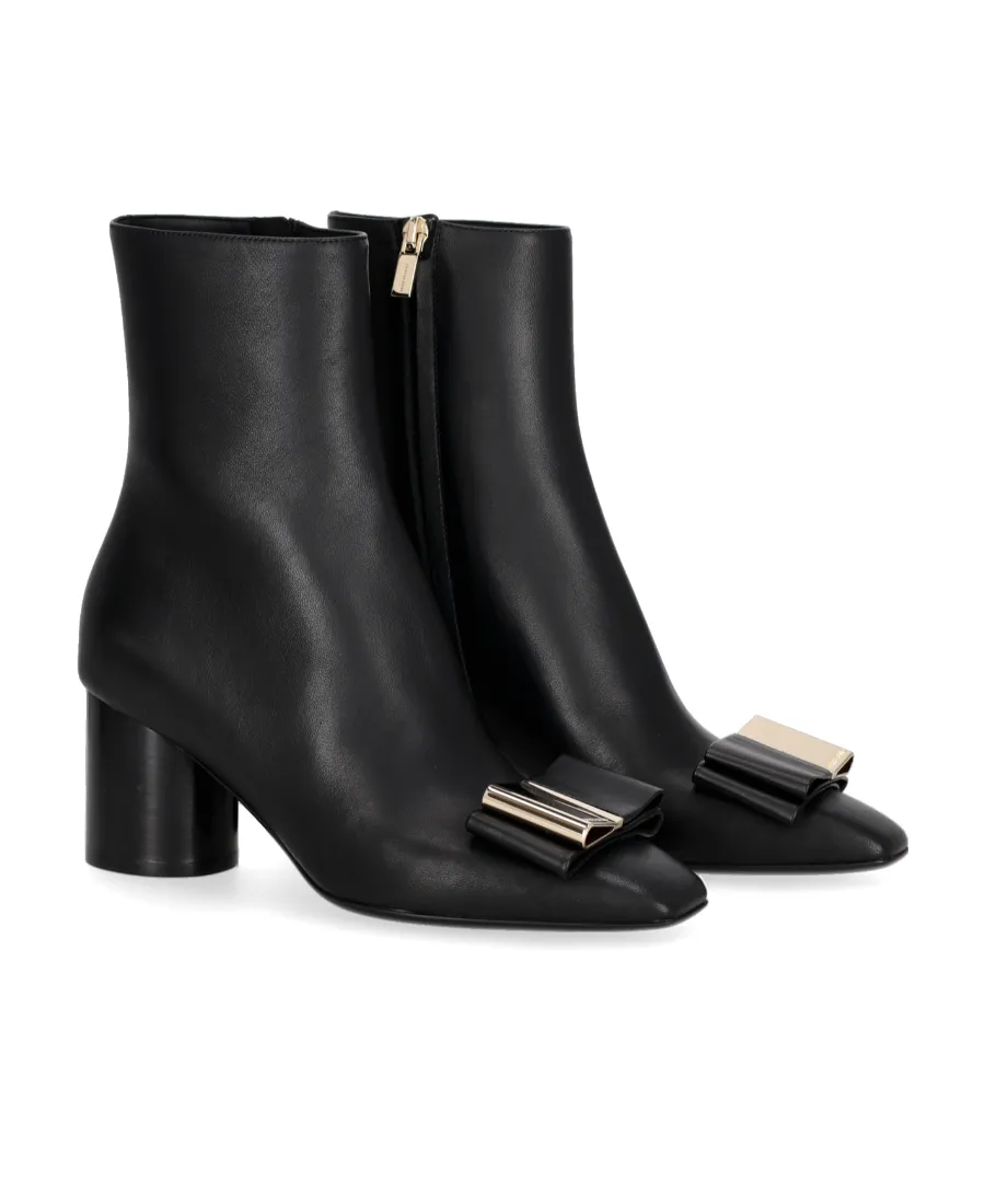 Zipper Boots With Round Heels
