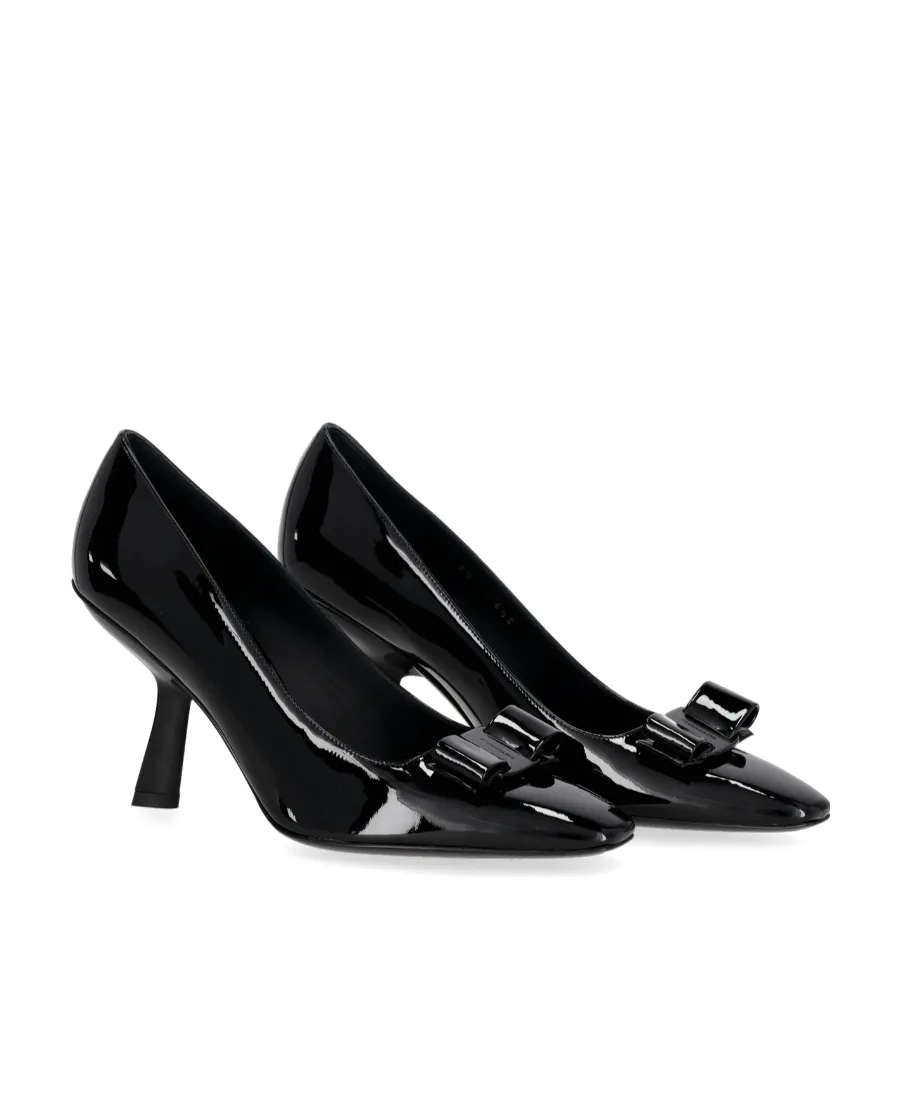 Salvatore Ferragamo Vara Bow-Detailed Slip-On Pumps