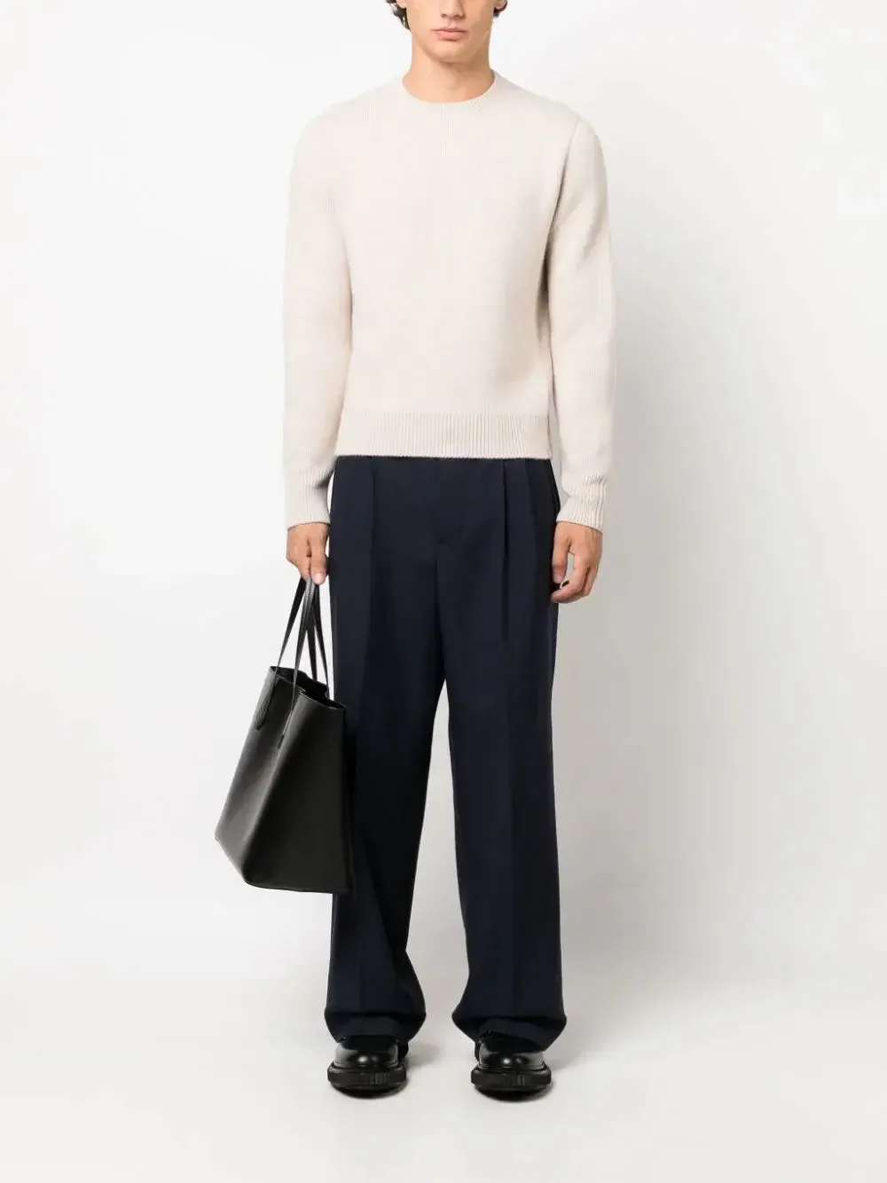 Round-Neck And Long-Sleeved Sweater