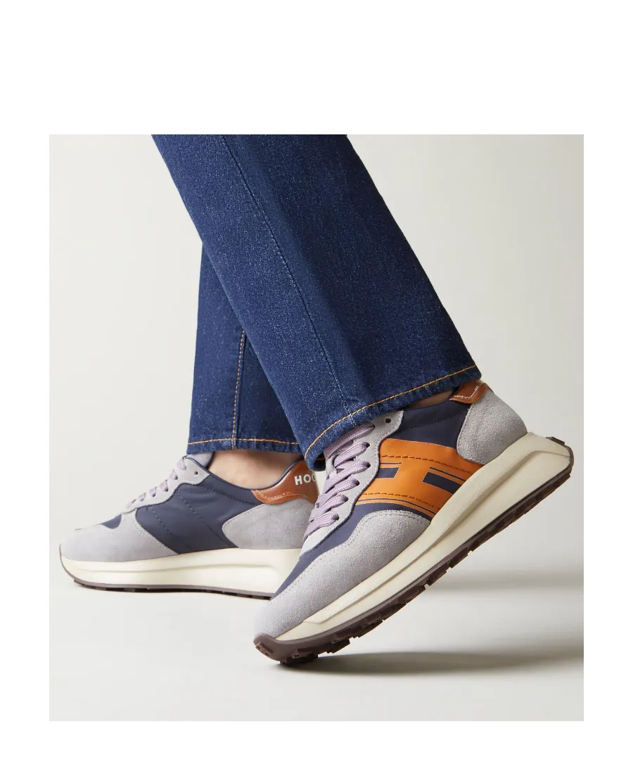 Tie Low-Top Sneakers