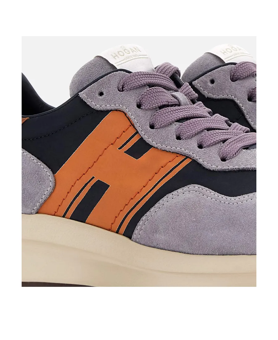 Tie Low-Top Sneakers