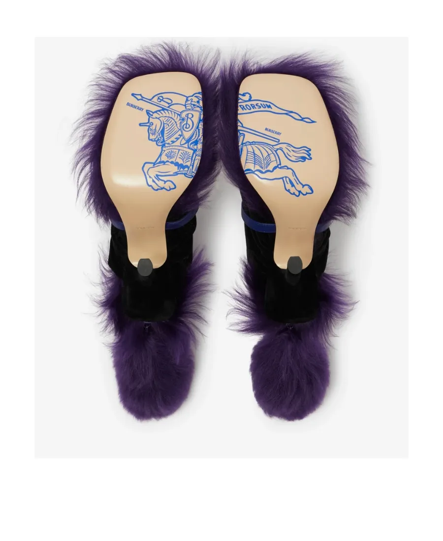 Step Post Leather Sandals