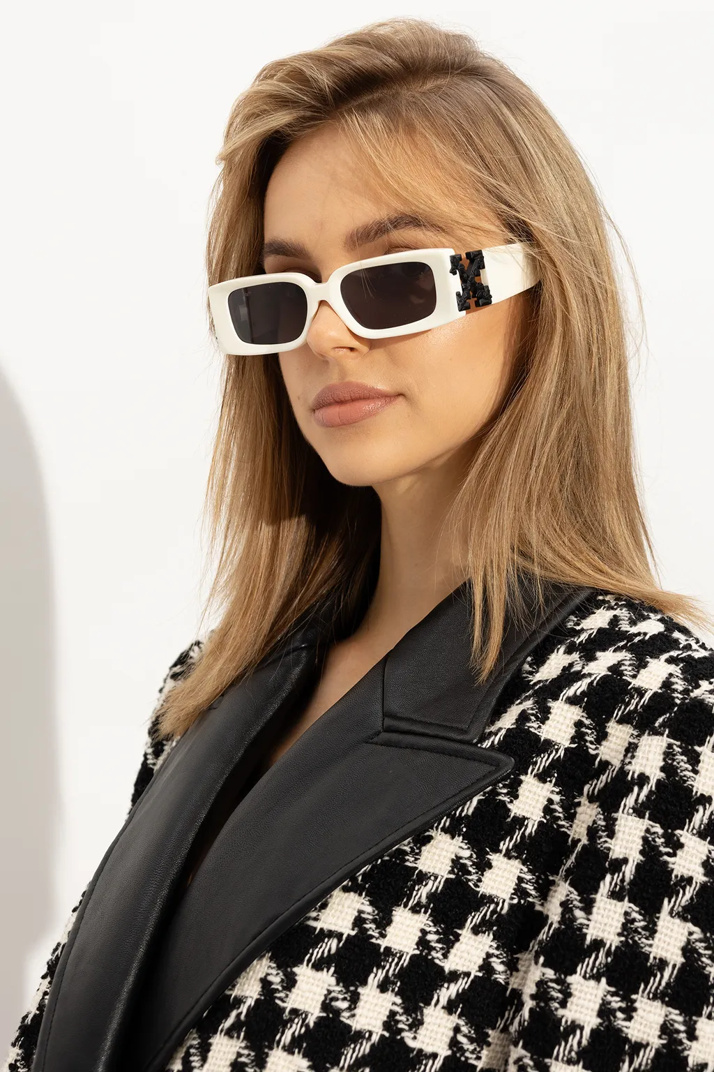 Off-White Roma Rectangular Frame Sunglasses