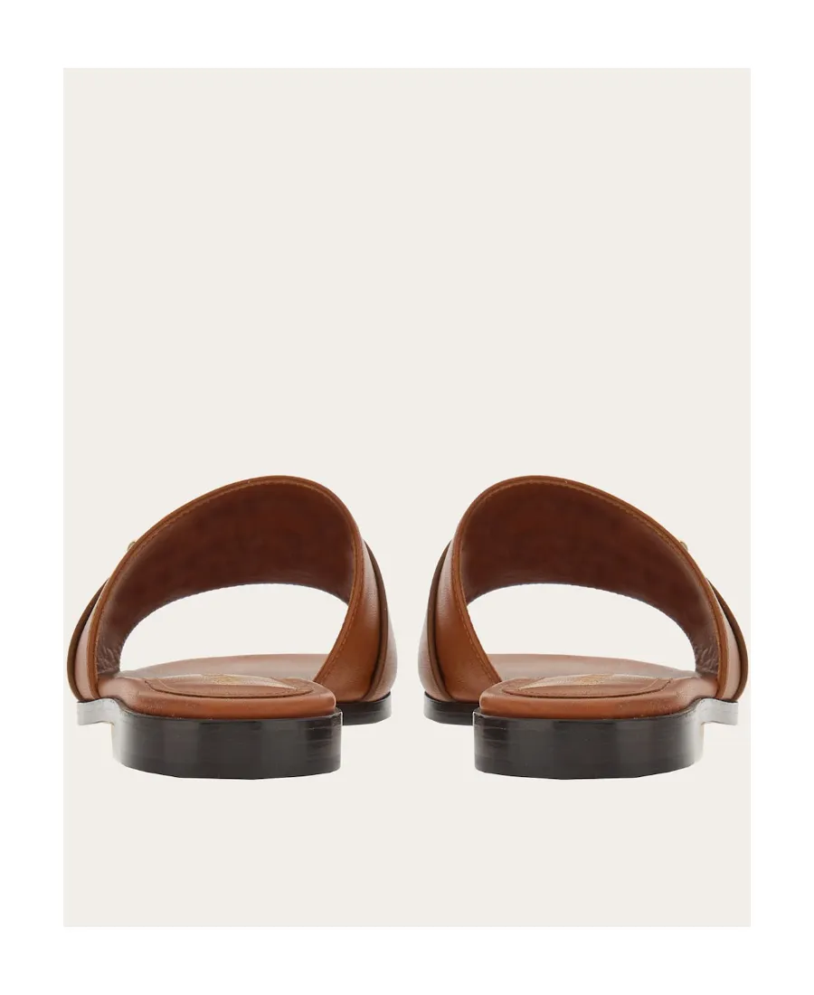 Open-Toed Slippers
