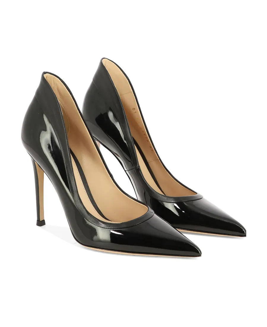 Cusp High-Heeled Shoes