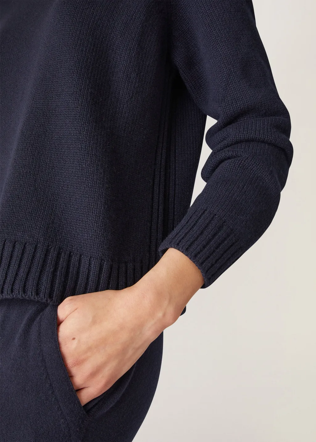 Parksville Round Neck Cashmere Sweater