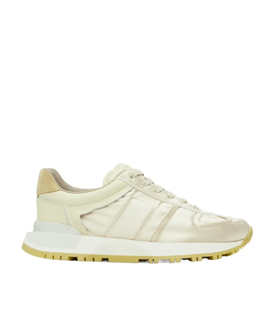 50-50 Sneaker